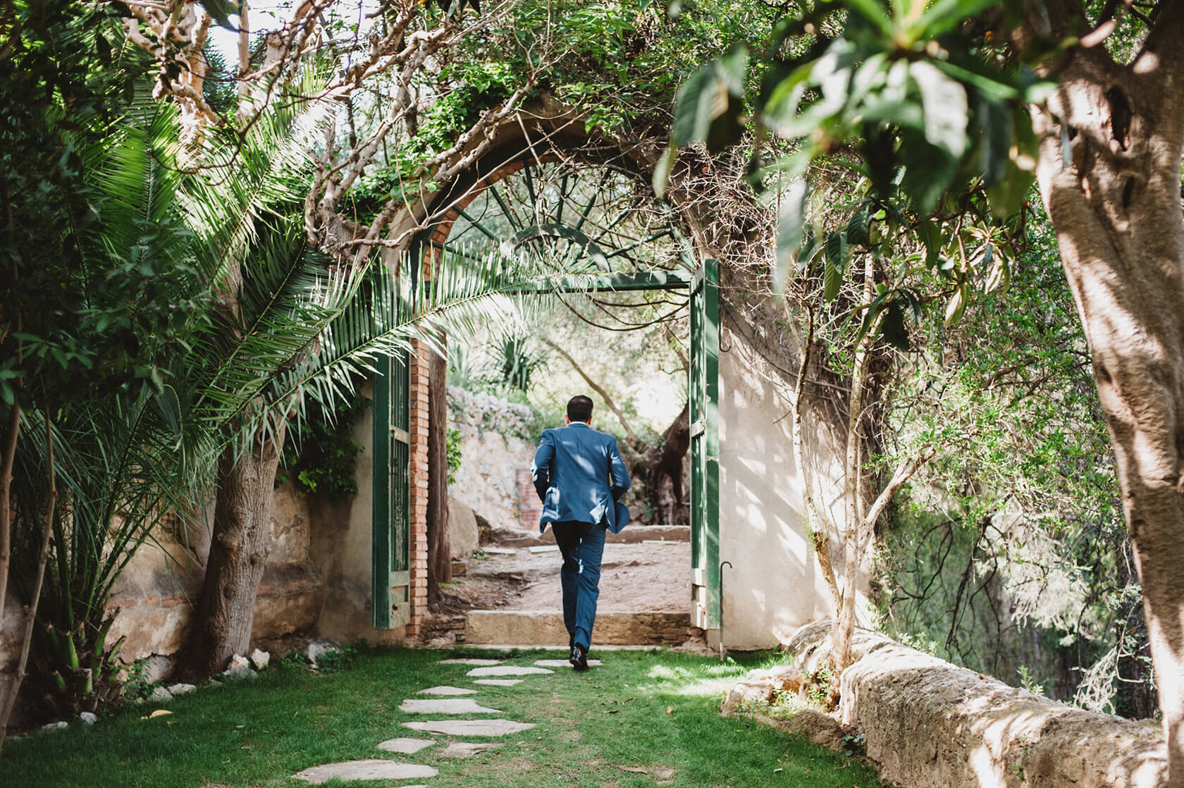 destination wedding in villa catalina Sitges